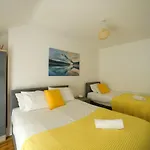 Hot Tub Jacuzzi On Private Terrace Free Gated Parking Sleeps 8